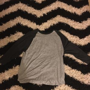 Old Navy Shirt. Lightweight. Size: XL