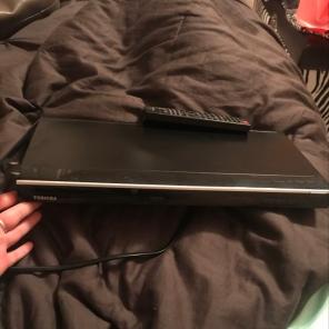 Toshiba DVD Player with Remote