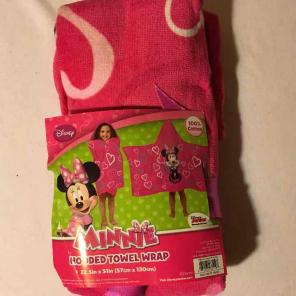 Disney Minnie Mouse Hooded Bath Towel