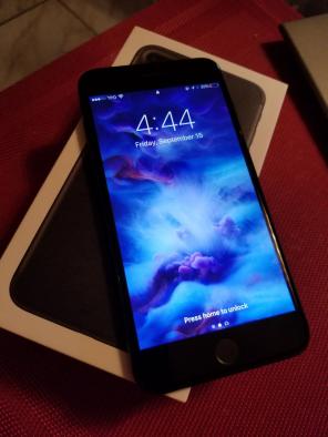 Unlocked (Sprint) iPhone 7 Plus 256GB
