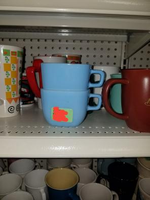 Blue glassbake lipton mugs
