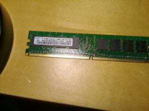 2 Samsung 512 Gigubyte PC2 RAM Sticks