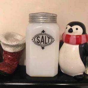 Hazel Atlas Salt Shaker