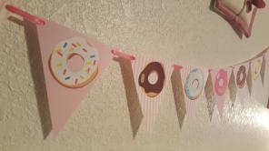 Donut banner