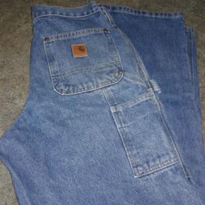 Carhartt work jeans. 30 × 32 DungareeFit