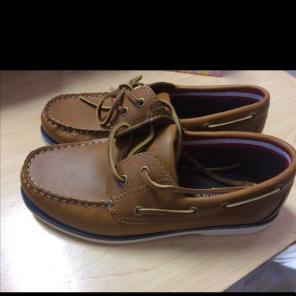 Boat Shoes Boys Size 4