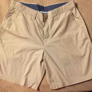 Men's Columbia khaki shorts