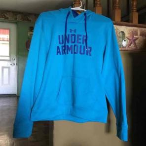 Women's Under Armour Sweatshirt