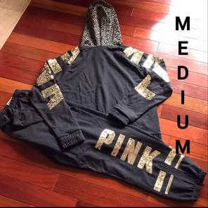 NWT VS PINK MEDIUM SET