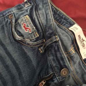 Hollister jeans size 00R
