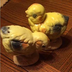Vintage Japan Chicken Bird S & P
