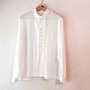 Vintage white embroidered blouse top L