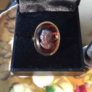 Sarah Coventry Tortoise Shell Cameo Ring