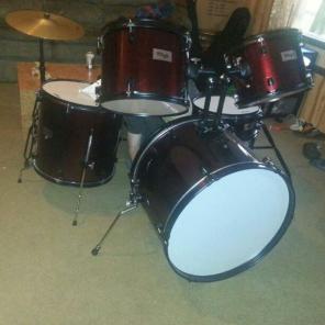 6 piece cherry red Stagg drum kit