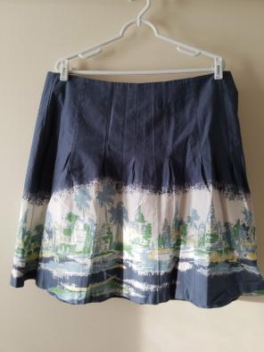 Flowy skirt
