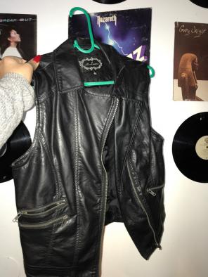 Leather No Sleeve Jacket