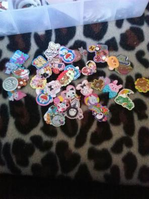 20 random kawaii sticker flakes