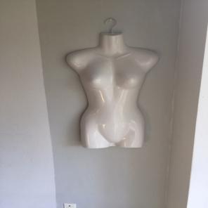 Display mannequin