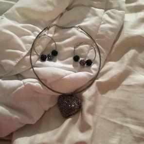 Necklace and earring combo