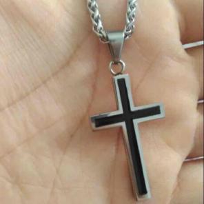 New stainless steel cross necklace
