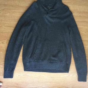 American eagle sweater