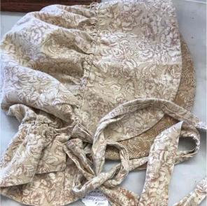 Vintage bonnet