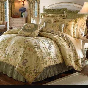 Croscill Iris 4-pc King Comforter Set