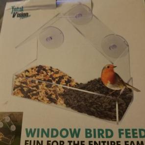 BNIB BIRDFEEDER
