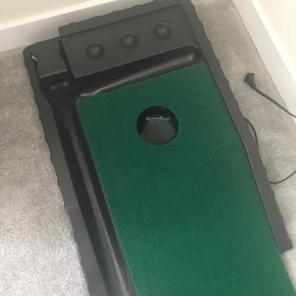 Putt putt golf carpet electronic