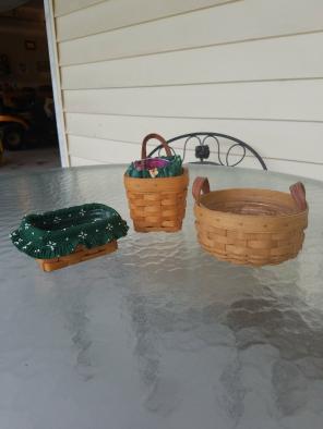 Set of 3 Longaberger baskets