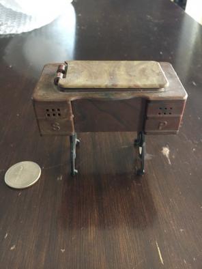 Vintage Salt&Pepper Shakers