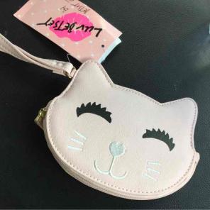 Light pink cat face wallet