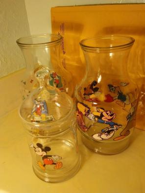 2 carafes plus canister with lid