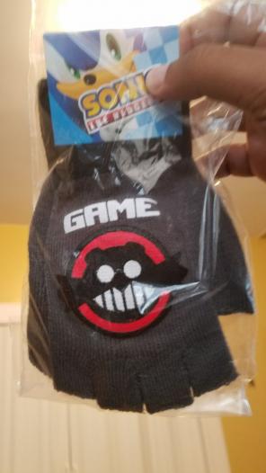 Sonic The Hedgehog Fingerless Gloves