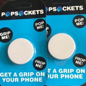 2 White Popsockets