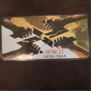 WWII collectors knives