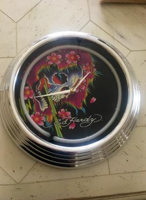 Ed Hardy Home Decor Mercari Ed Hardy Light Up Wall Clock