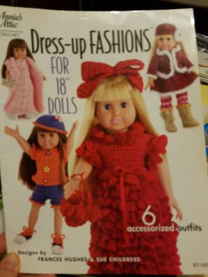 Dress-up fashions for 18' dolls