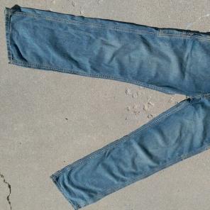30 x 32 (31 x 34) Levis Carpenter Jeans