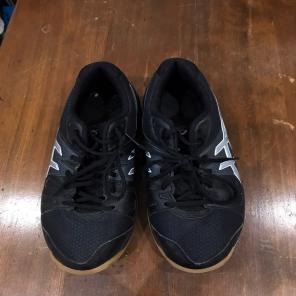 volleyball shoes