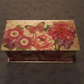 POOCH AND SWEETHEART musical box