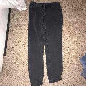 Urban outfitters mom high rise jeans 26W