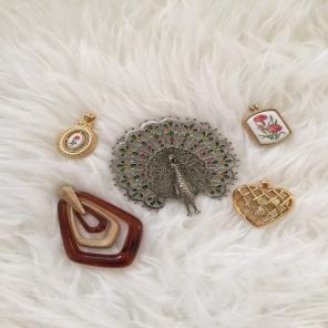 Vintage Pendant Lot Avon