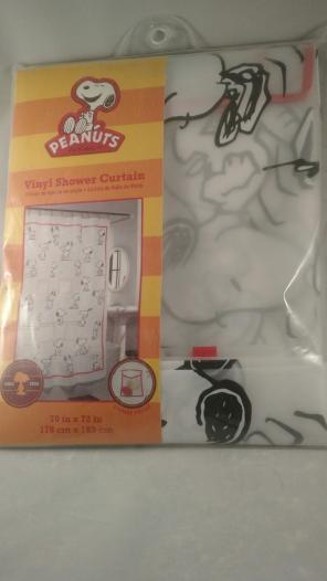 NIP Peanuts Snoopy Vinyl Shower Curtain