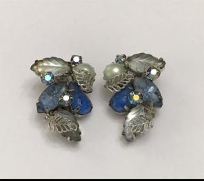 Vintage Clip On Earrings Kramer Signed