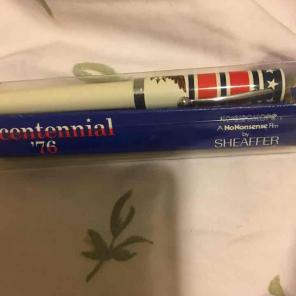 Bicentennial pen never used
