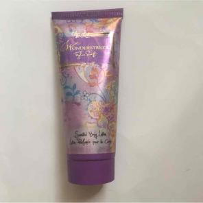 Wonderstruck Taylor Swift Purple Lotion
