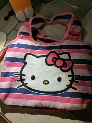 Hello Kitty purse