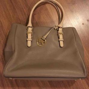 Like new Michael Kors satchel