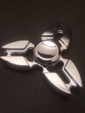 DARK CHROMED FIDGET SPINNER